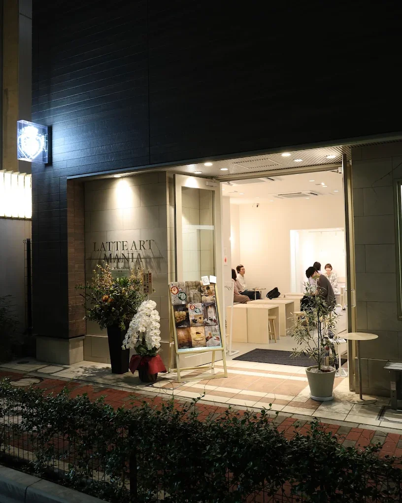 LATTE ART MANIA GINZA(東京都中央区)の犬同伴・ワン活情報 | ペット可